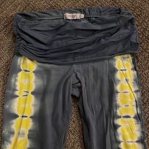 Size Small OmGirl Tie-Dye Yellow& Blue Capri Leggings